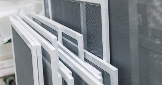 Москитные сетки на пластиковые окна Светлоград купить по цене от 915 руб.